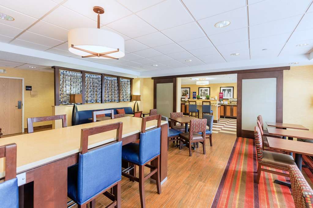 Hampton Inn St Charles St Peters Saint Charles Restoran gambar